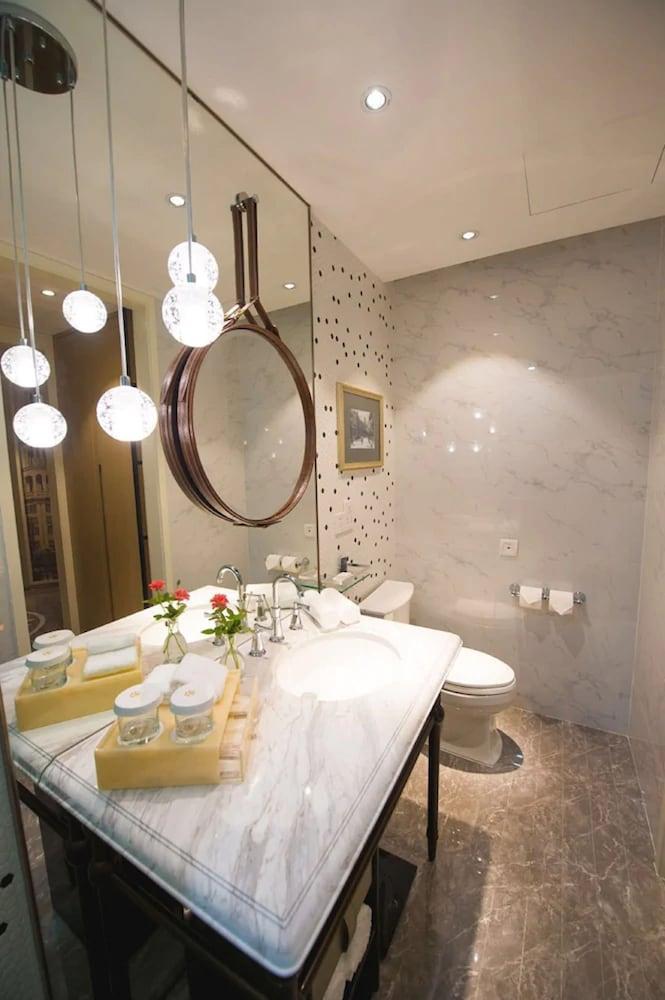 Hotel Jinjiang Metropolo Classiq Nanjing Road 4*